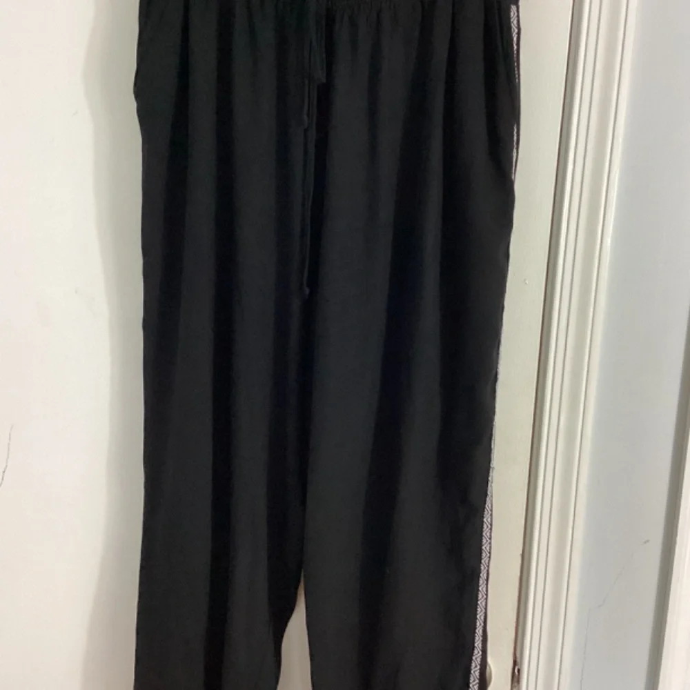 NWT DR2 DANIEL RAIN PLUS 3X BLACK RAYON ANKLE PANTS ELASTIC WAIST RELAXED FIT - Picture 4 of 11